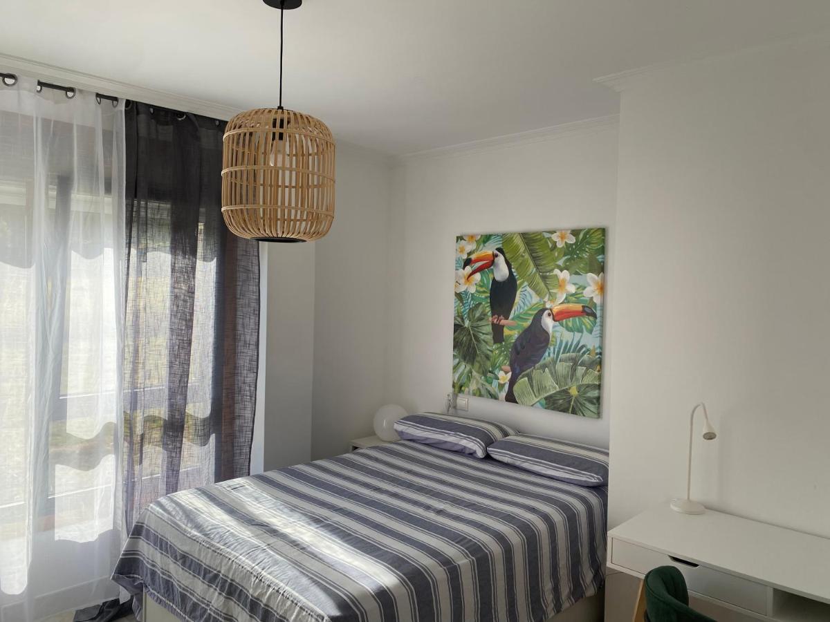 Piso En La Playa Apartman Ribeira Kültér fotó